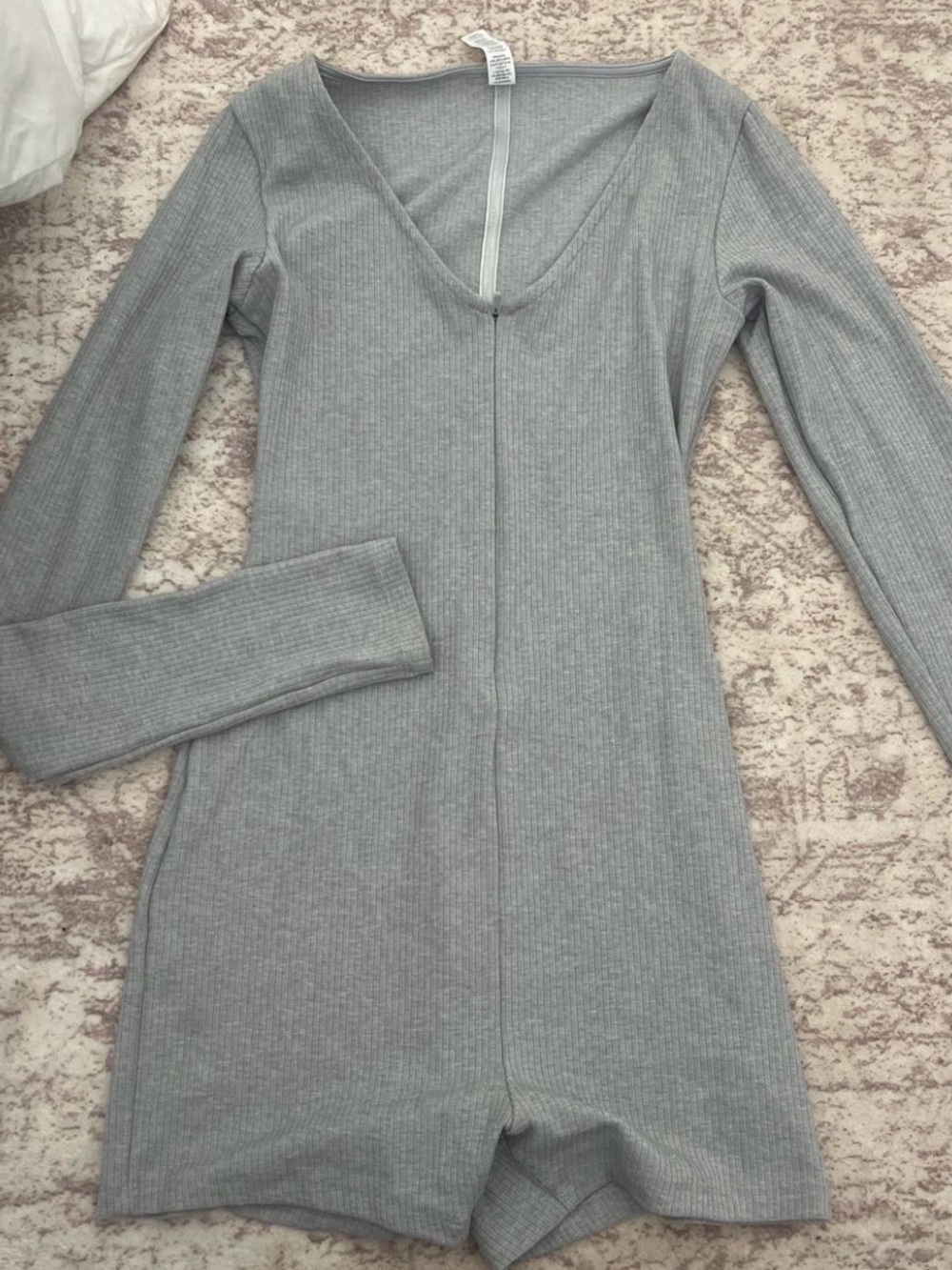 Alo gray Ribbed Long Sleeve Romper